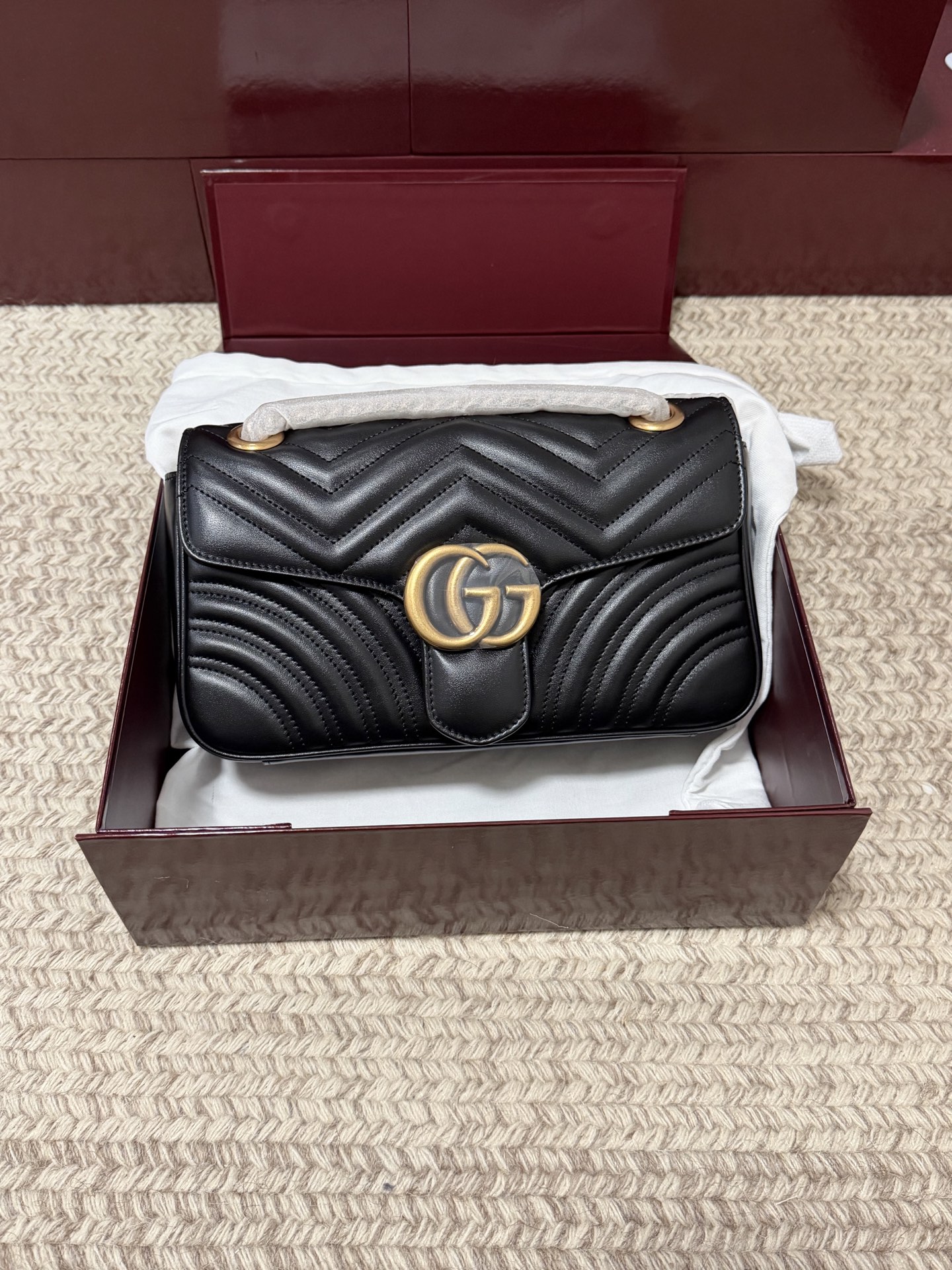 GUCCI